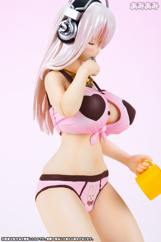 Super Sonico — Tooth Brushing Ver