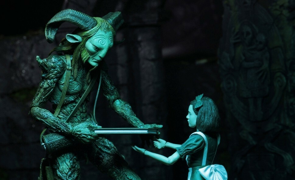 NECA Pan’s Labyrinth The Faun 9″ Scale Guillermo del Toro 9