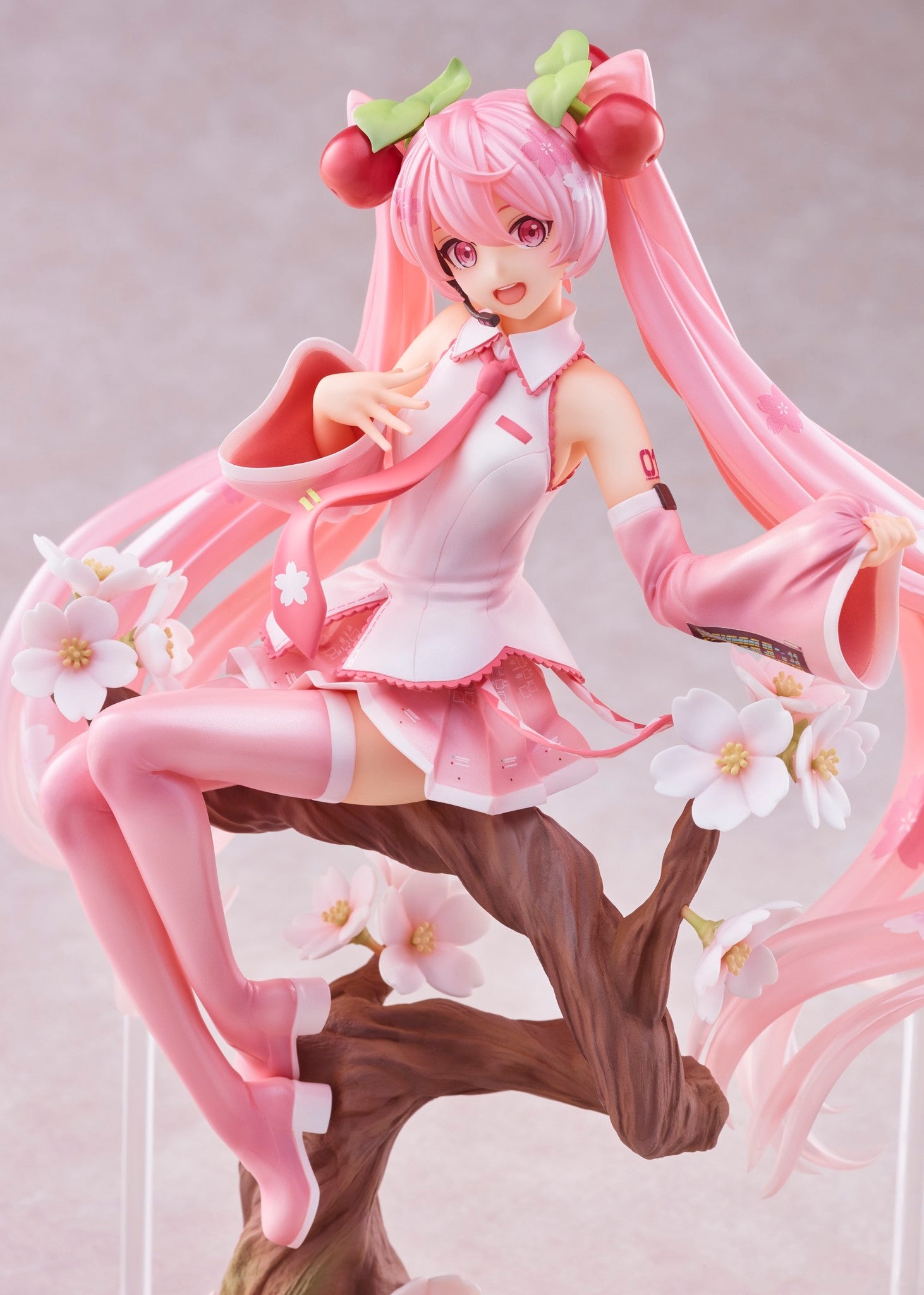 Piapro Characters — Hatsune Miku — 17 — Sakura Fairy ver (1 (3)